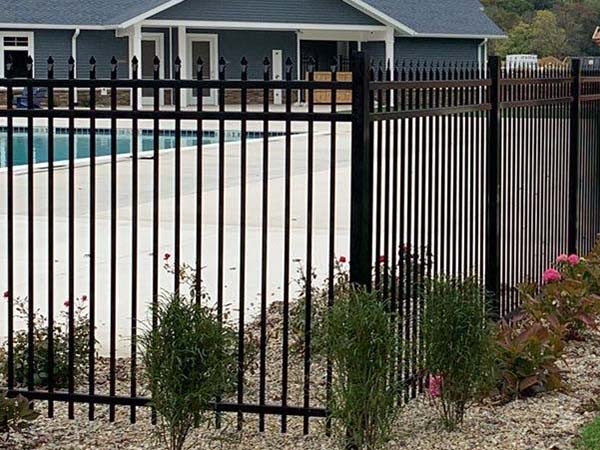 Photo of a Michigan aluminum fence