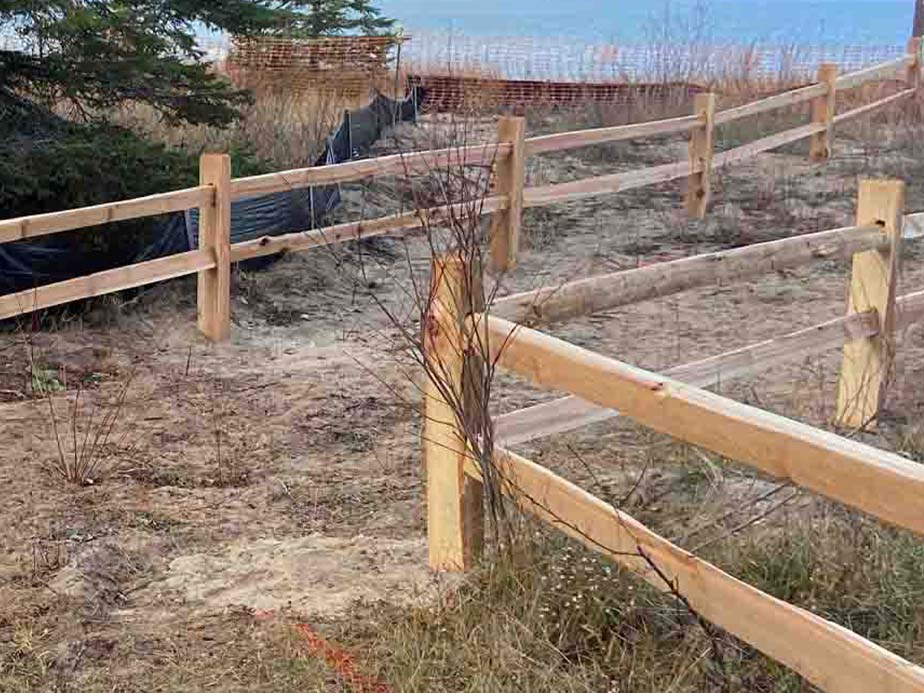 Split rail Farm fence company in the Traverse City Michigan area.