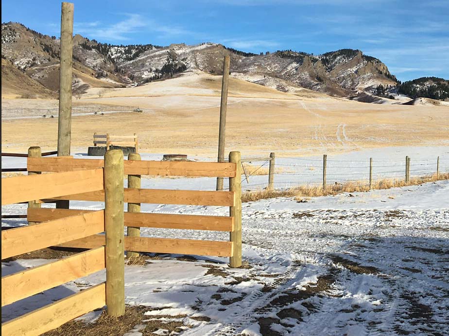 Farm Horse Fence installation for the Traverse City Michigan area.