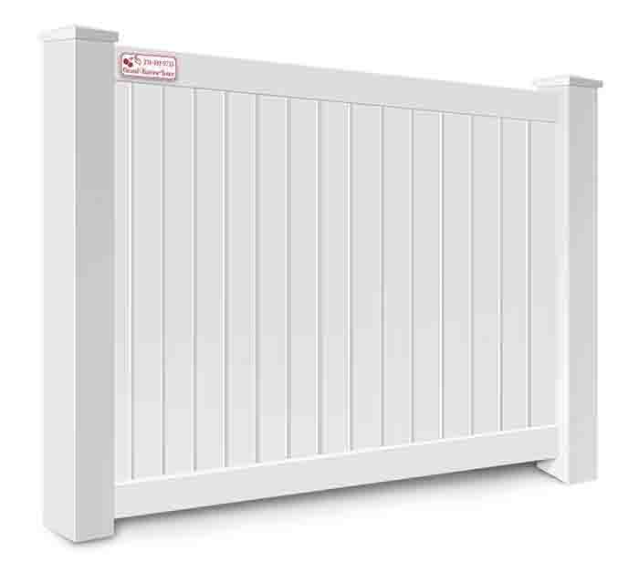 Vinyl fence features popular with Traverse City Michigan homeowners